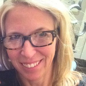 Meet your Posher, Leigh